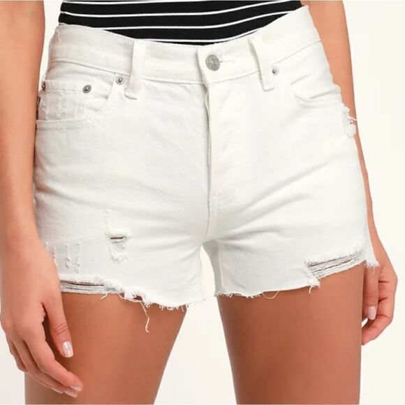 FREE PEOPLE SOFIA DISTRESSED JEAN SHORTS - Picture 1 of 4